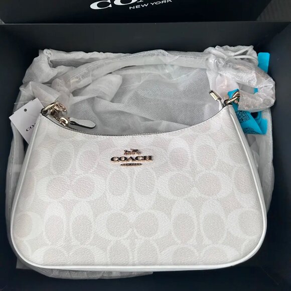 NWT coach Teri Shoulder Bag In Signature Canvas CA548 - Picture 4 of 5